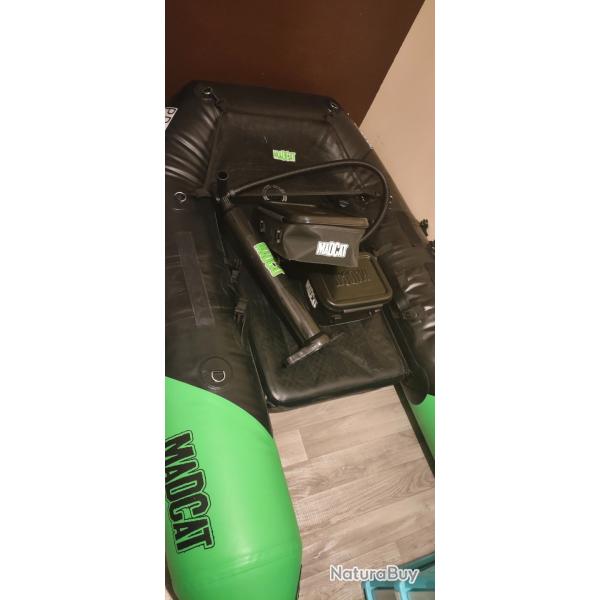 Float tube madcat pro-motor 185