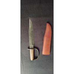 ancien couteau CSA avec fourreau en cuir
