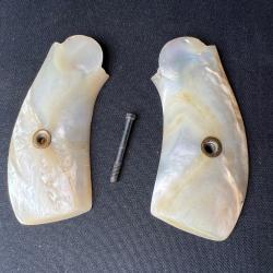 TRÈS BELLES PLAQUETTES POUR S&W DA 38 4eme modèle