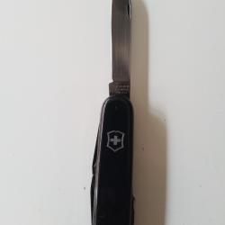 Couteaux suisse spartan