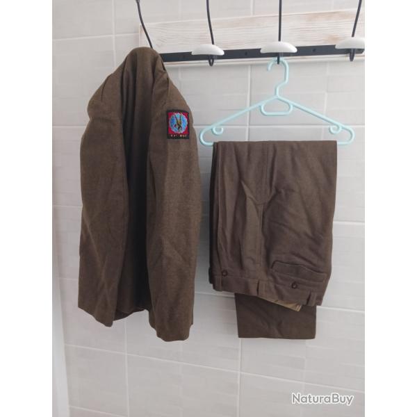 Tenue militaire de sortie 11me DLI. Annes 1961-1963.