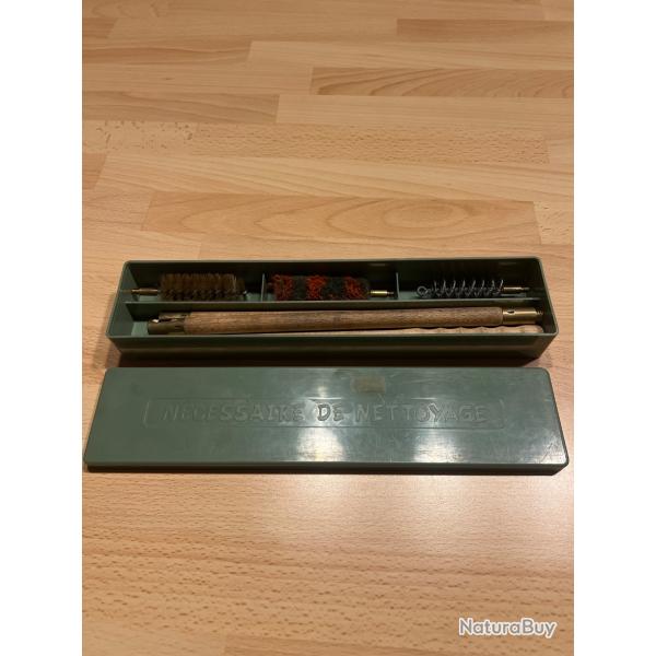 Baguettes et brosses nettoyage cal 16