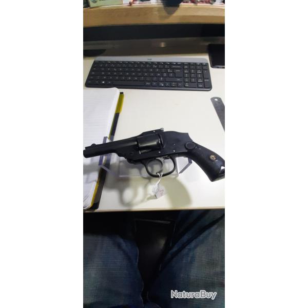 Revolver  TOP BREAK  Calibre 38 S et win HAMMER DOUBLE ACTION