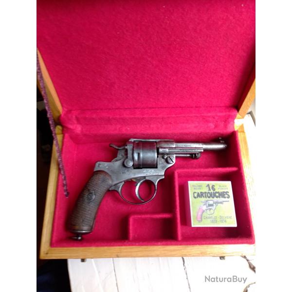 Revolver 1873 avec coffret.