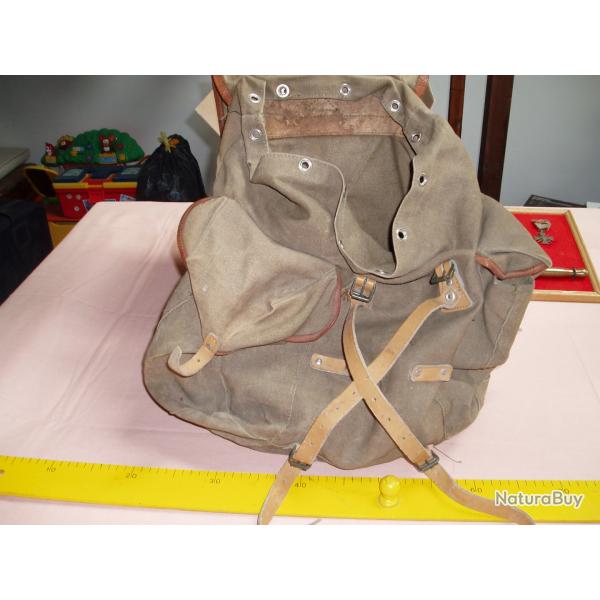 ANCIEN SAC a DOS ARMEE FRANCAISE" Bergam " Periode Indochine Algrie -Modele Lourd .
