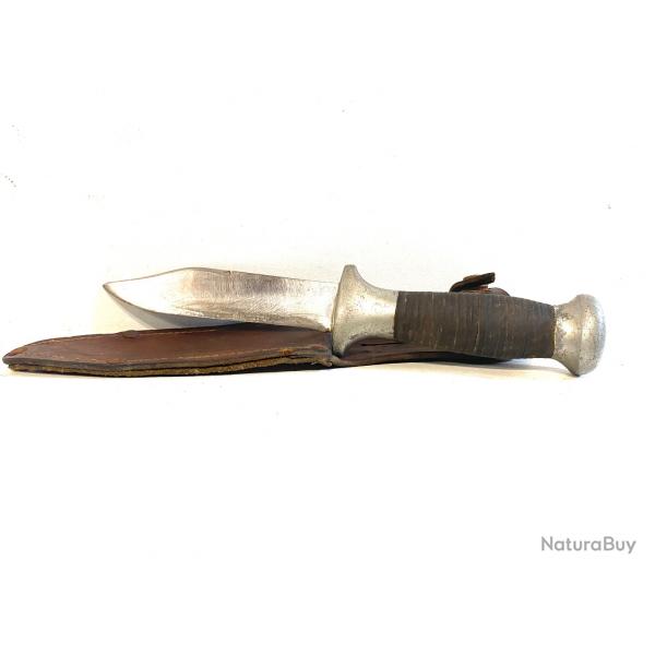 Ancien Couteau poignard de scout ou chantier de jeuneusse Manche rondelle de cuir