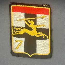 (61.010) Ecusson tissu 7ème Division Blindée avec crochets à l'arrière