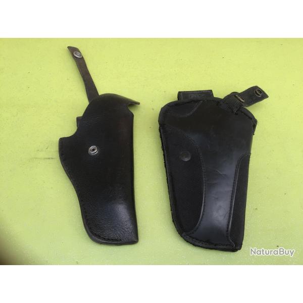 VENDU PAR LE-CUIRASSIER LOT DE 2 HOLSTERS POUR PISTOLETS ET REVOLVERS TYPE 38/ 9 MM ETC