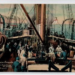 CPA - Marine Militaire  Fran&ccedil;aise D&eacute;barquement des Munition de guerre  N&deg;1199