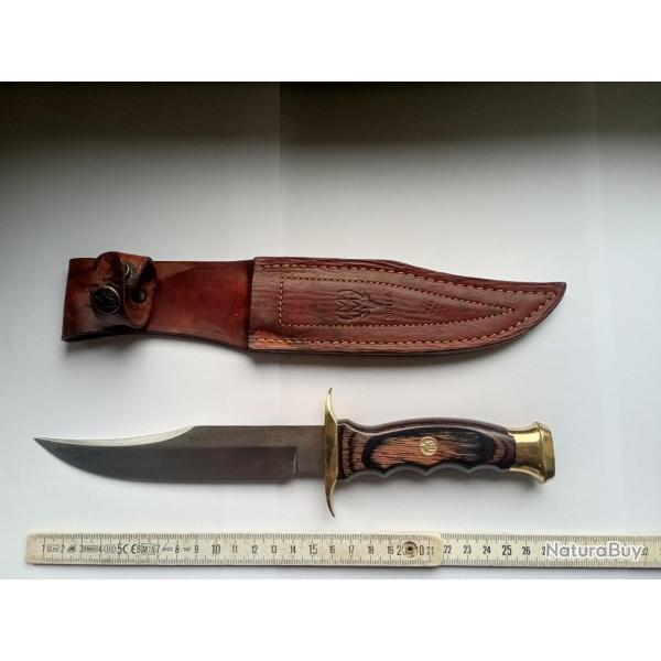 Couteau fixe de chasse