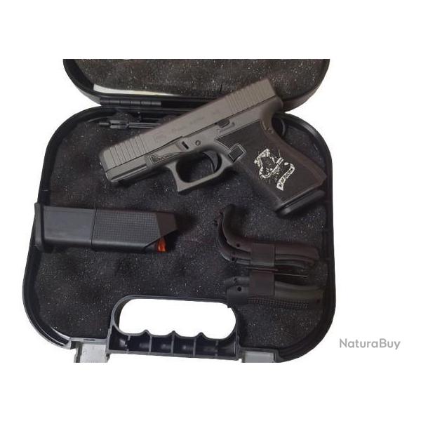 GLOCK 19 GEN 5 AF CUSTOM CAL.9X19 ENCHERE A 1 EURO
