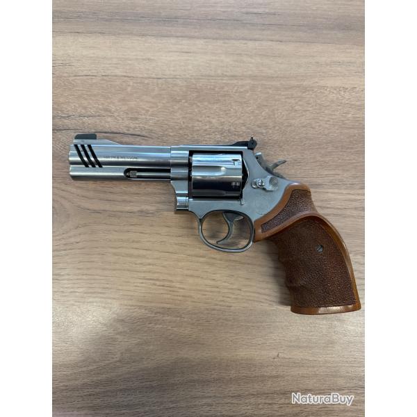 Revolver Smith Wesson 686-4 4 pouces 357 Magnum Compens
