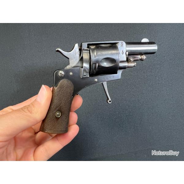 SUPERBE BULLDOG calibre 320