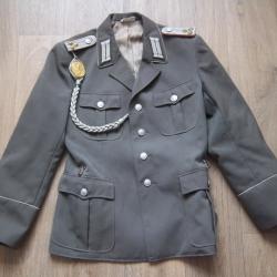 veste militaire Allemande NVA  grade galon fouragére
