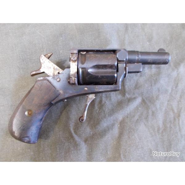 Revolver BULLDOG  en calibre 8,92mm Lebel   Fabrication ST ETIENNE