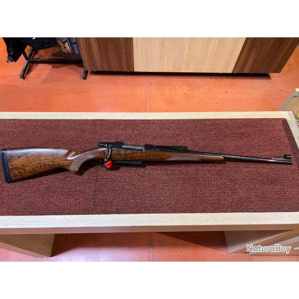 CARABINE A VERROU CZ 550 MEDIUM CAL 300 WIN MAG QUASI NEUVE !