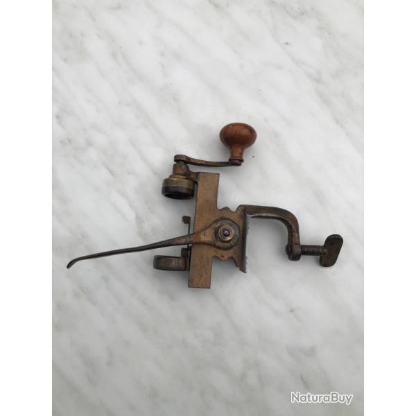 Sertisseur cal.16  broche