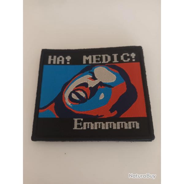 CUSSON BROD EMBLME MDECIN SAUVETEUR SYSTME SCRATCH 7/8CM