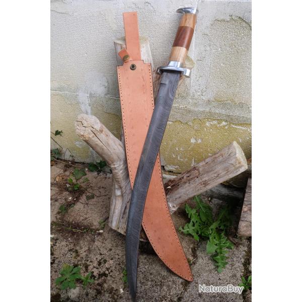 Sabre d'Abordage Pirate Lame Damas 512 Couches Forge Manche Bois Garde Etui Cuir Fabric Artisanale