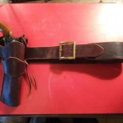 Holster modèle John Wayne avec ceinture