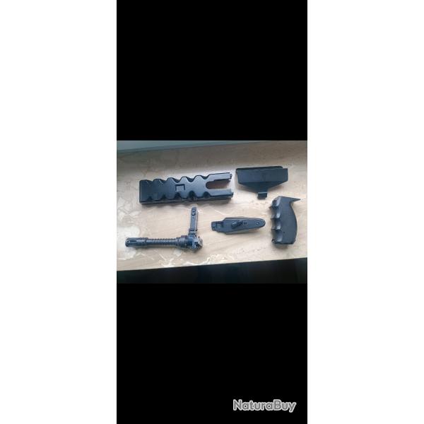 Pices pour rplique FAMAS