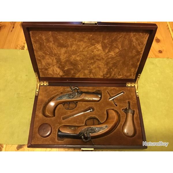 RARE MAGNIFIQUE COFFRET AVEC PAIRES DES PISTOLETS DERRINGER PHILADELPHIA   Rpliques