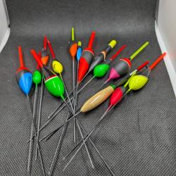 Lot n° 30 /  Différents flotteurs longueurs et poids pêche 14 pièces au total