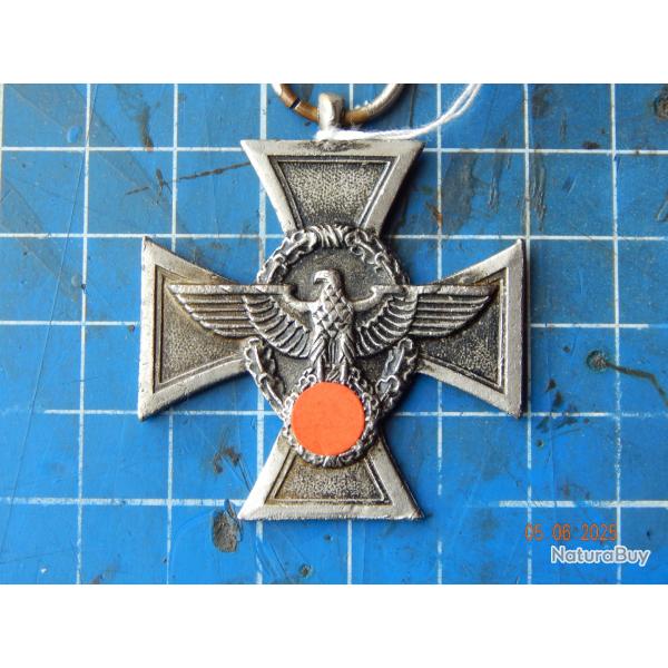 Croix de police du Troisime Reich, 2e classe, pour 18 ans de service 1938-1944
