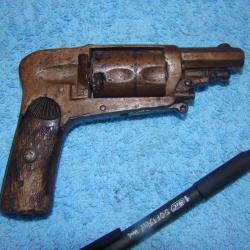 REVOLVER HAMMERLESS 6VELODOG
