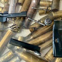 LOT ARRETOIRS DE CULASSE ET TUBE MAGASIN COMPLETS FRANCHI ARC CAL 12