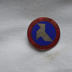 INSIGNE DEPOT DE REMONTE DE CAVALERIE "HUE COCOTTE"-CAMPAGNE DE FRANCE 1940.