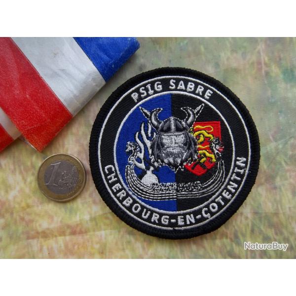 cusson militaire (bleu) peloton surveillance intervention gendarmerie Cherbourg Manche