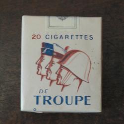 UN PAQUET DE "TROUPES" ANNEES 50