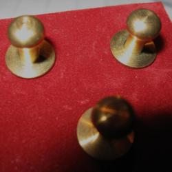 3 boutons de cartouchiere en laiton hauteur 13 mm avec vis