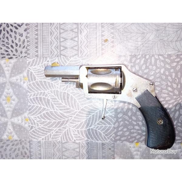 Revolver hammerless 8mm velodog bulldog