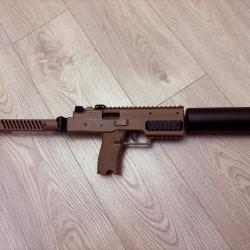 VMP-1X vorsk ggbr avec deux chargeurs et silencieux.