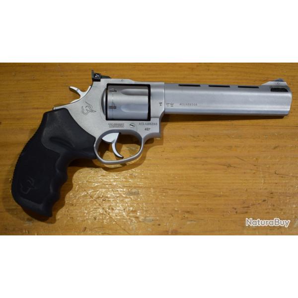 REVOLVER  TAURUS 627 TRACKER   CAL 357 MAGNUM, 6 POUCES tres bon etat