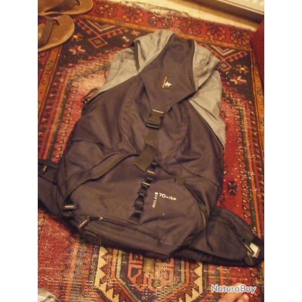 Sac  dos randonne Forclaz 70L parfait tat