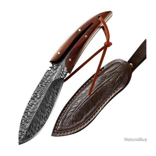 COUTEAU EN ACIER AU CARBONE AVEC MANCHE BOIS MASSIF RIVETE + FOURREAU CUIR GRAVE D'UNE PLUME