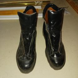 Chaussures militaires de largueur. Pointure 42.