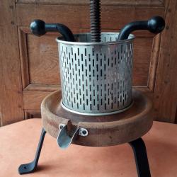 Pressoir à Petits Fruits T.Bon Etat Ustensile de Ménage Déco Objets du XXème