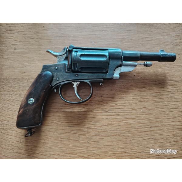 Revolver 7,5 nagant long