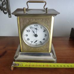 Pendule de voyage