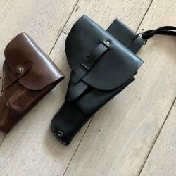 Lot : Etui P.A Français et Etui P.A Allemand WWII