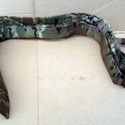 Ceinture tactique bariolée.