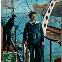 CPA - Marine Militaire -La Vie du Marin Factionnaire sure la plage arrière N°1687