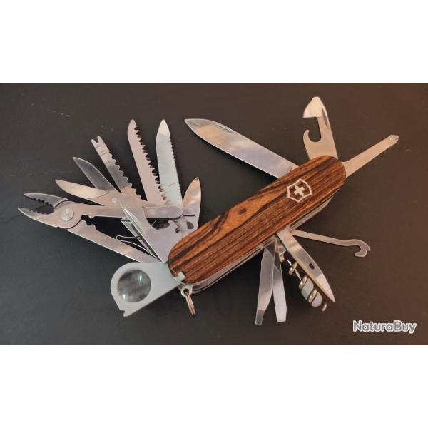 Victorinox couteau suisse Swisschamp Vintage Wood Bois de Santal