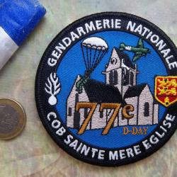 écusson anniversaire 77 éme D-Day gendarmerie Sainte-Mère-Église Manche