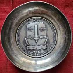 MILITARIA Coupelle en Métal Argenté " Bâtiment de Débarquement de Chars DIVES "