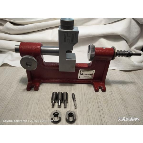 Tour a collet N-load hornady